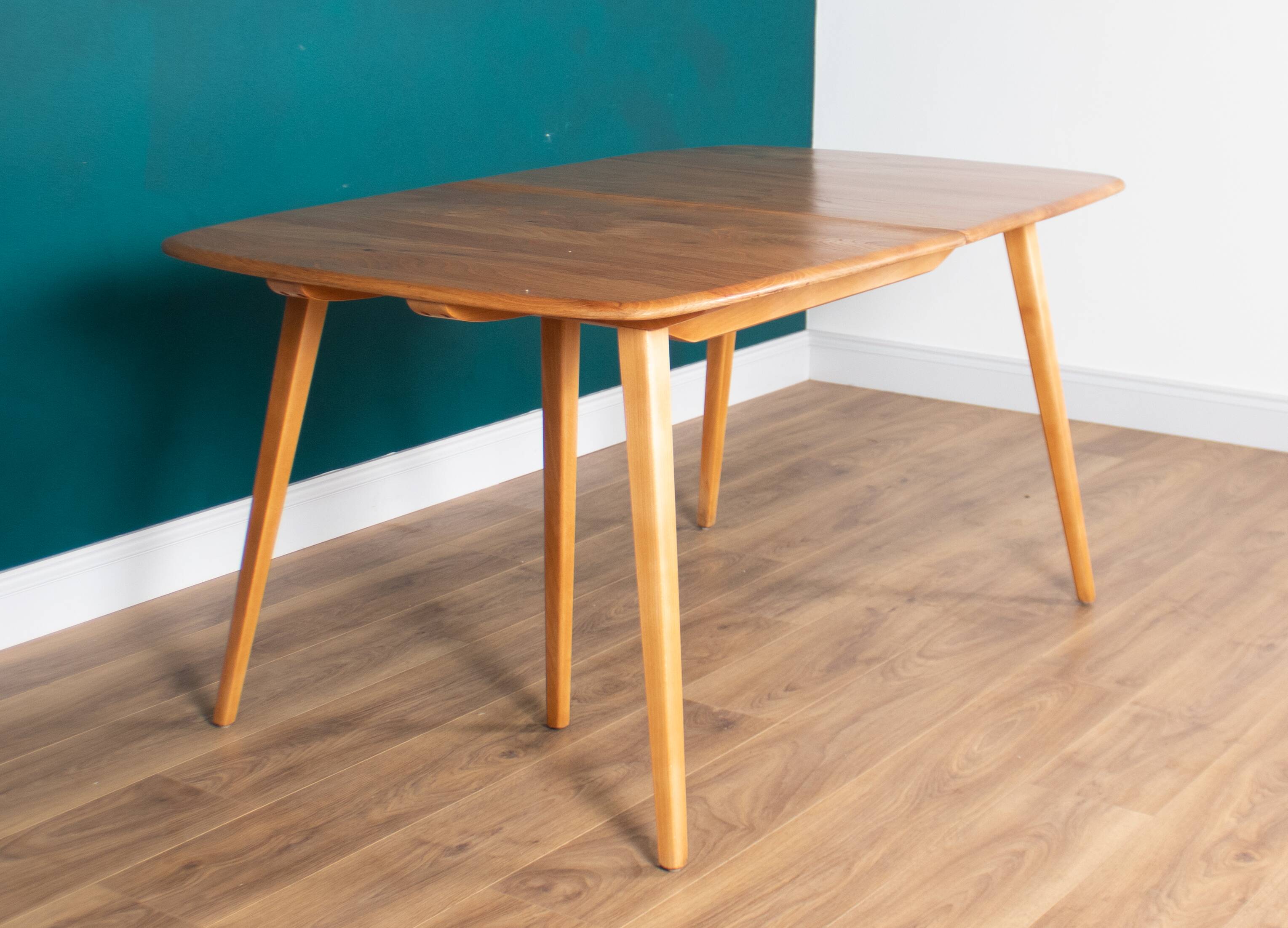 Table de salle à manger rétro en orme blond modèle 444, grande planche et 8 chaises de salle à manger d'orfèvre