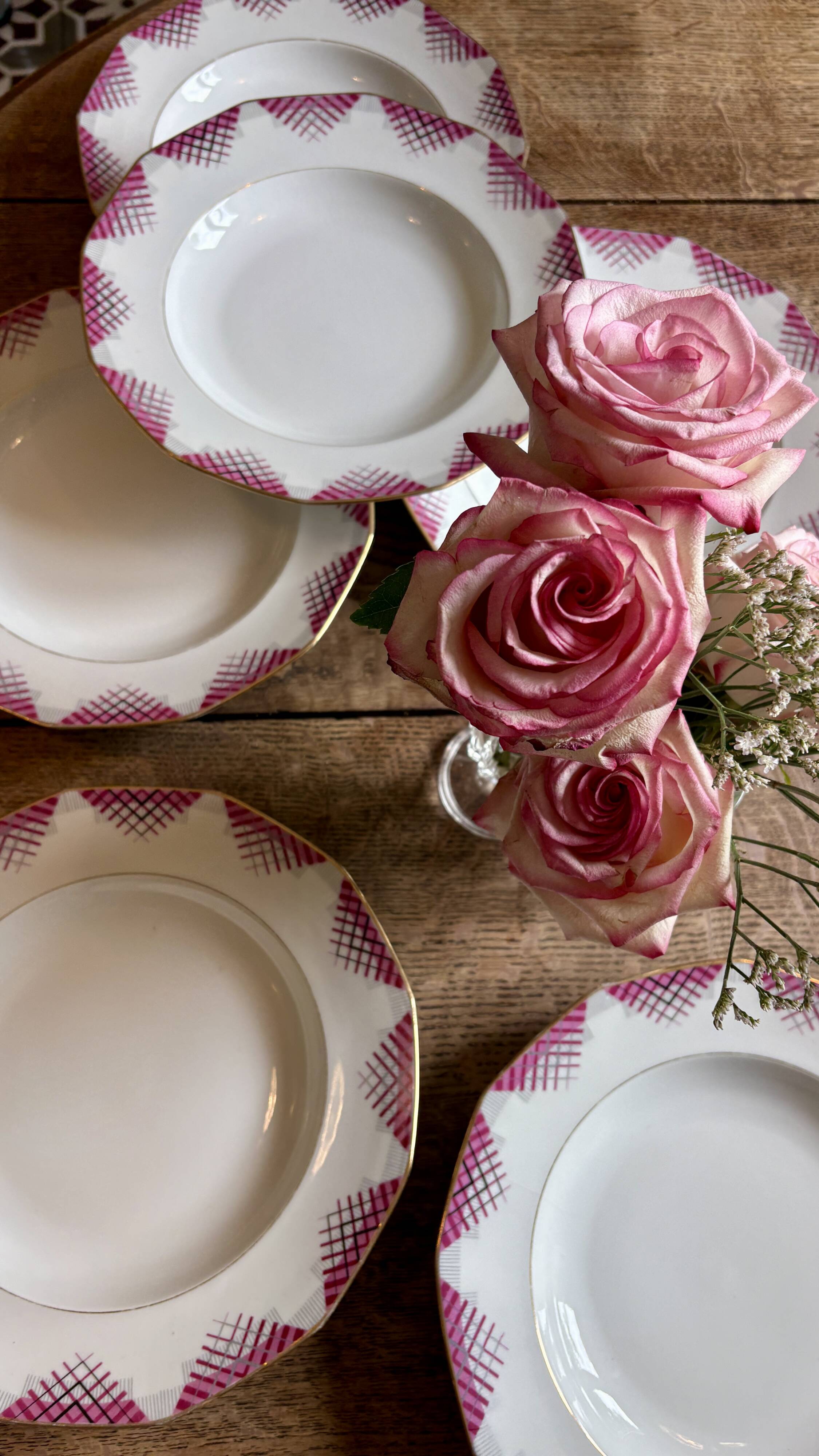 Set of 6 vintage porcelain deep plates