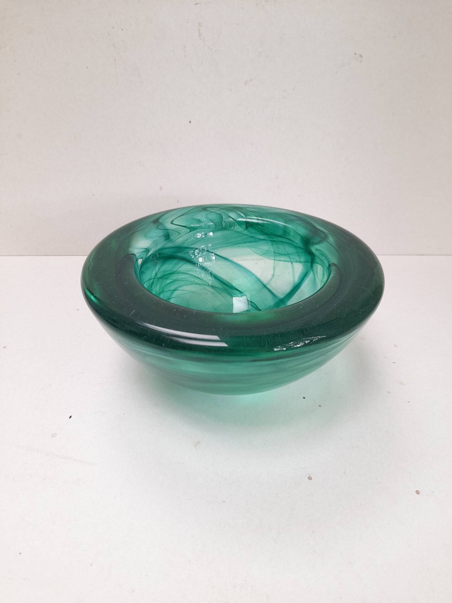 Atoll green bowl by Anna Ehrner for Kosta Boda