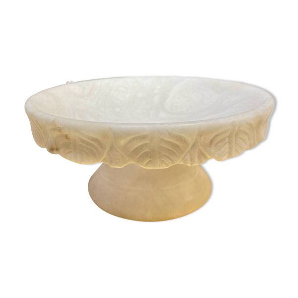 Coupe à fruit ou vide poche en albâtre sculpté