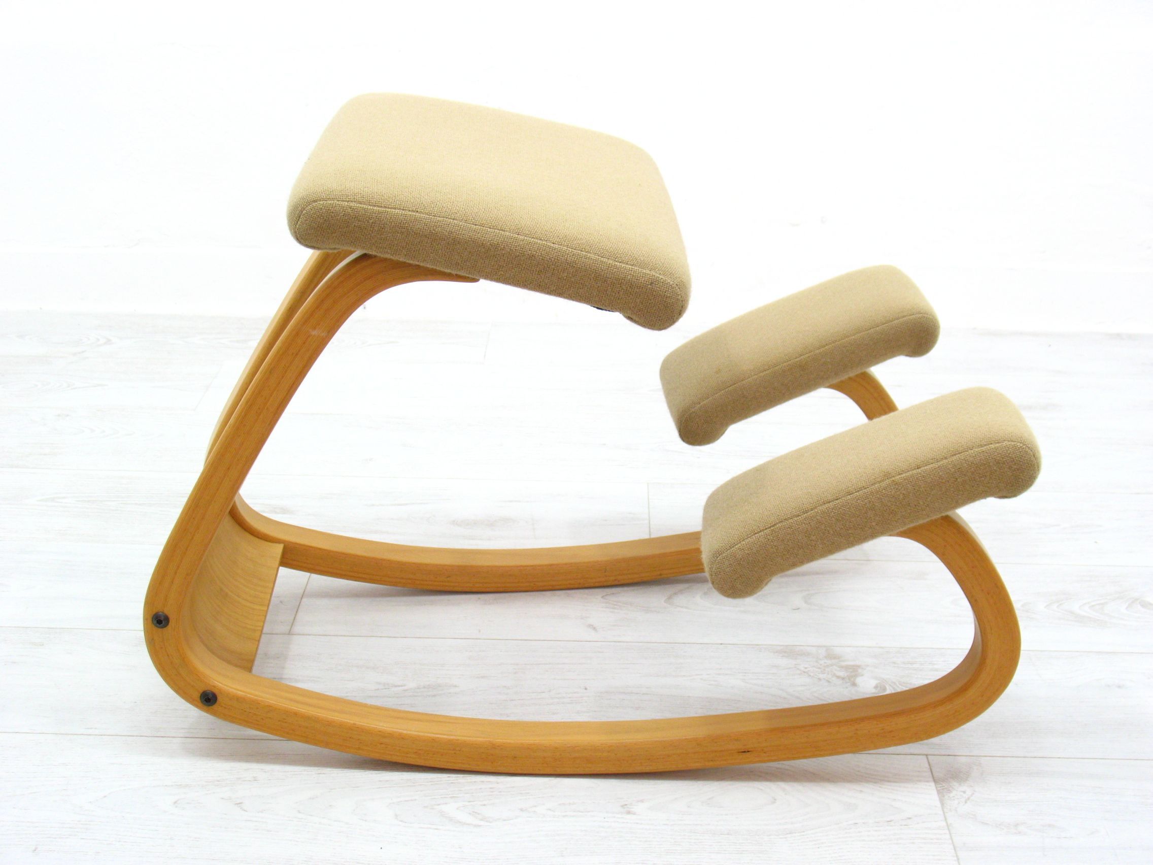 Chaise de bureau ergonomique agenouillée par Peter Opsvik pour Stokke