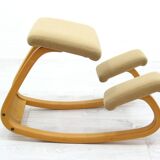 Chaise de bureau ergonomique agenouillée par Peter Opsvik pour Stokke