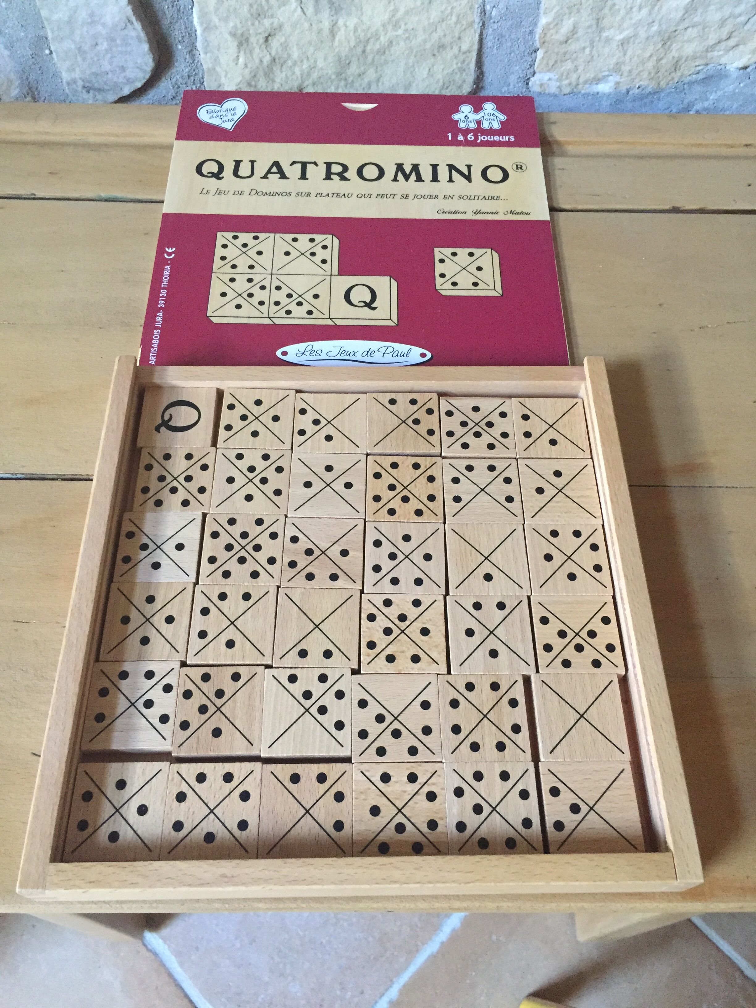 All-wood Quatromino game
