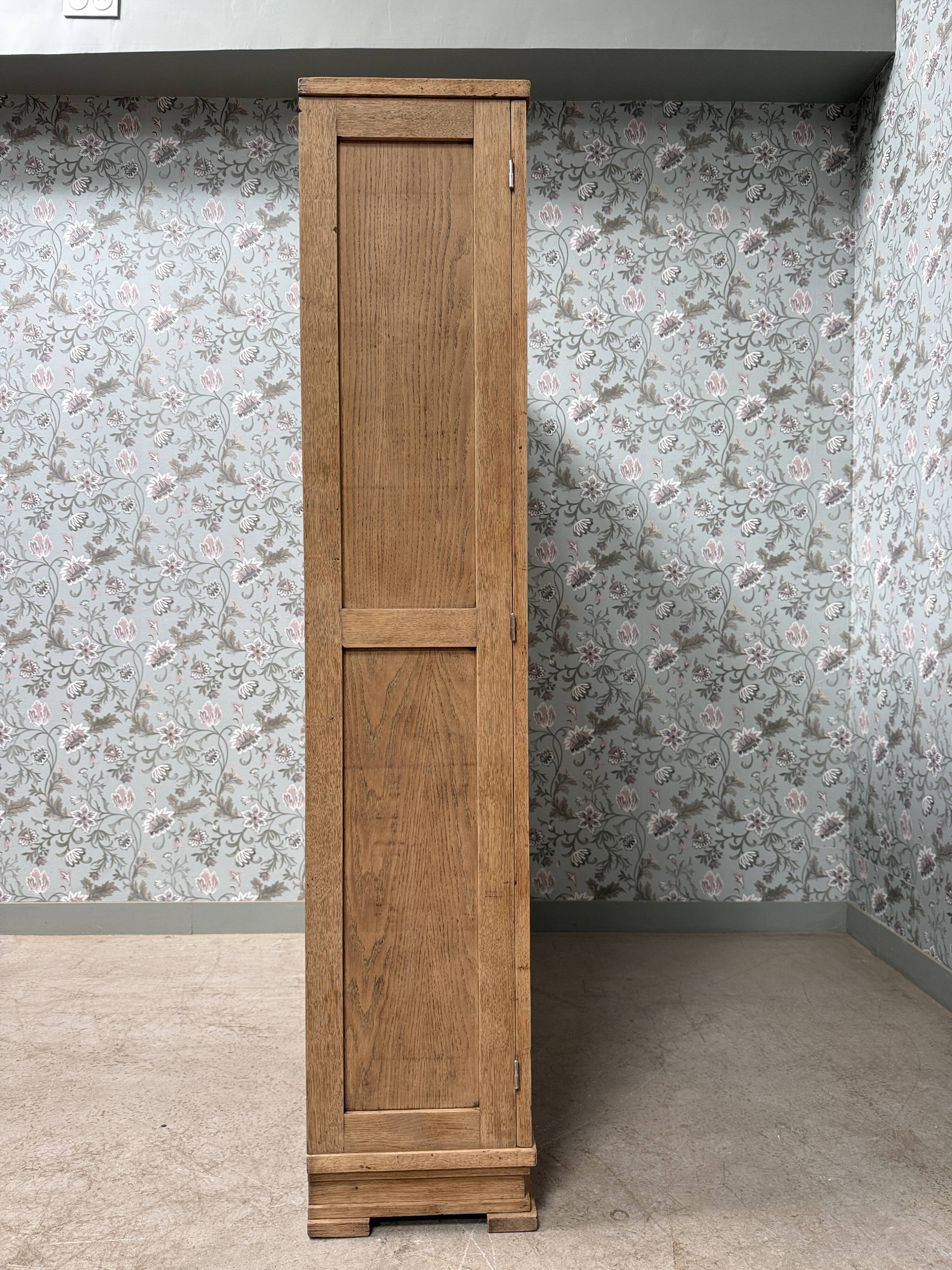 Large Art Deco wardrobe in oak (renovated)