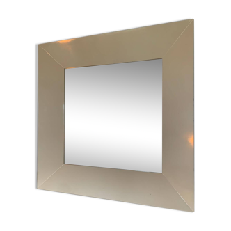 Square mirror