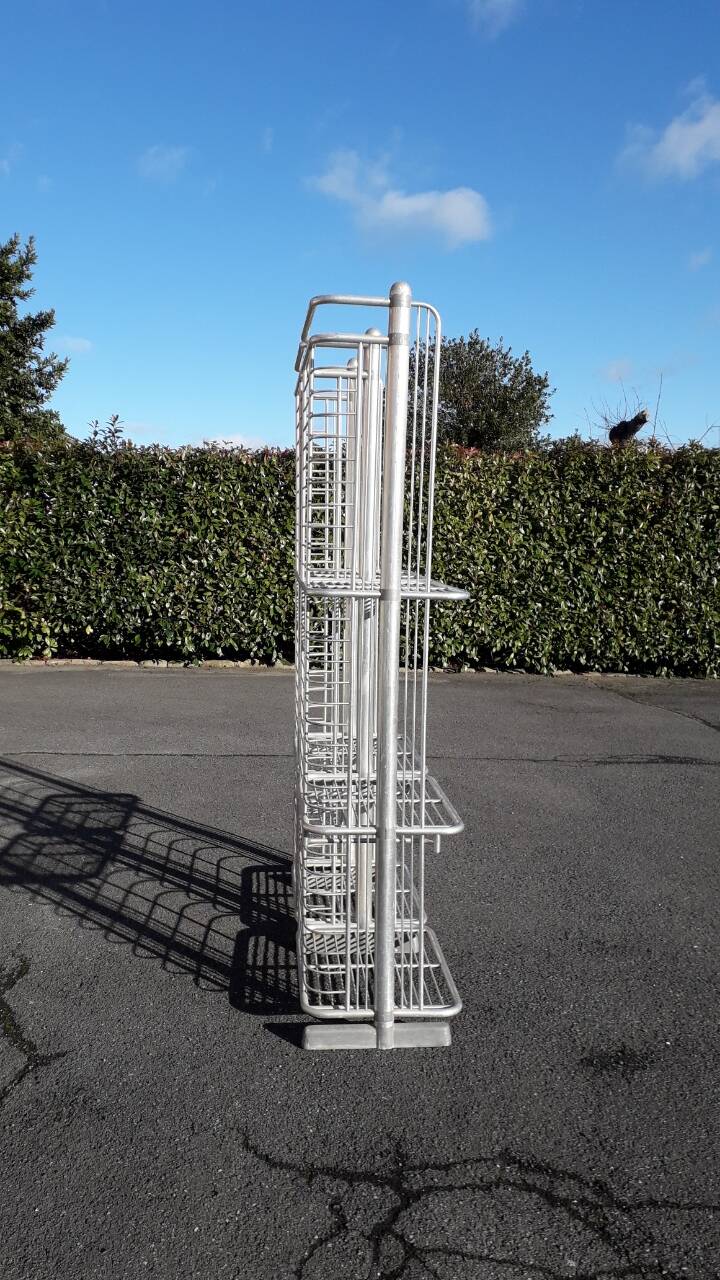 Art Deco shelf, aluminium
