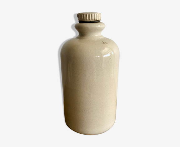 Bouteille, bouillotte en grès