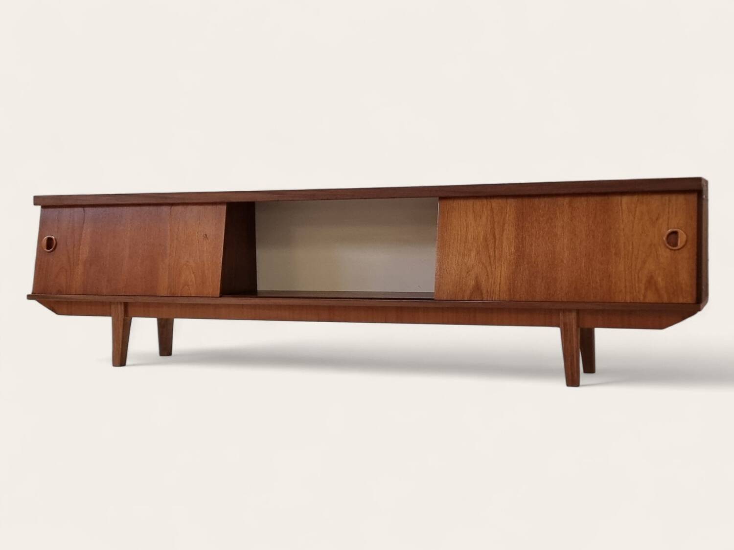 Lowboard du milieu du siècle