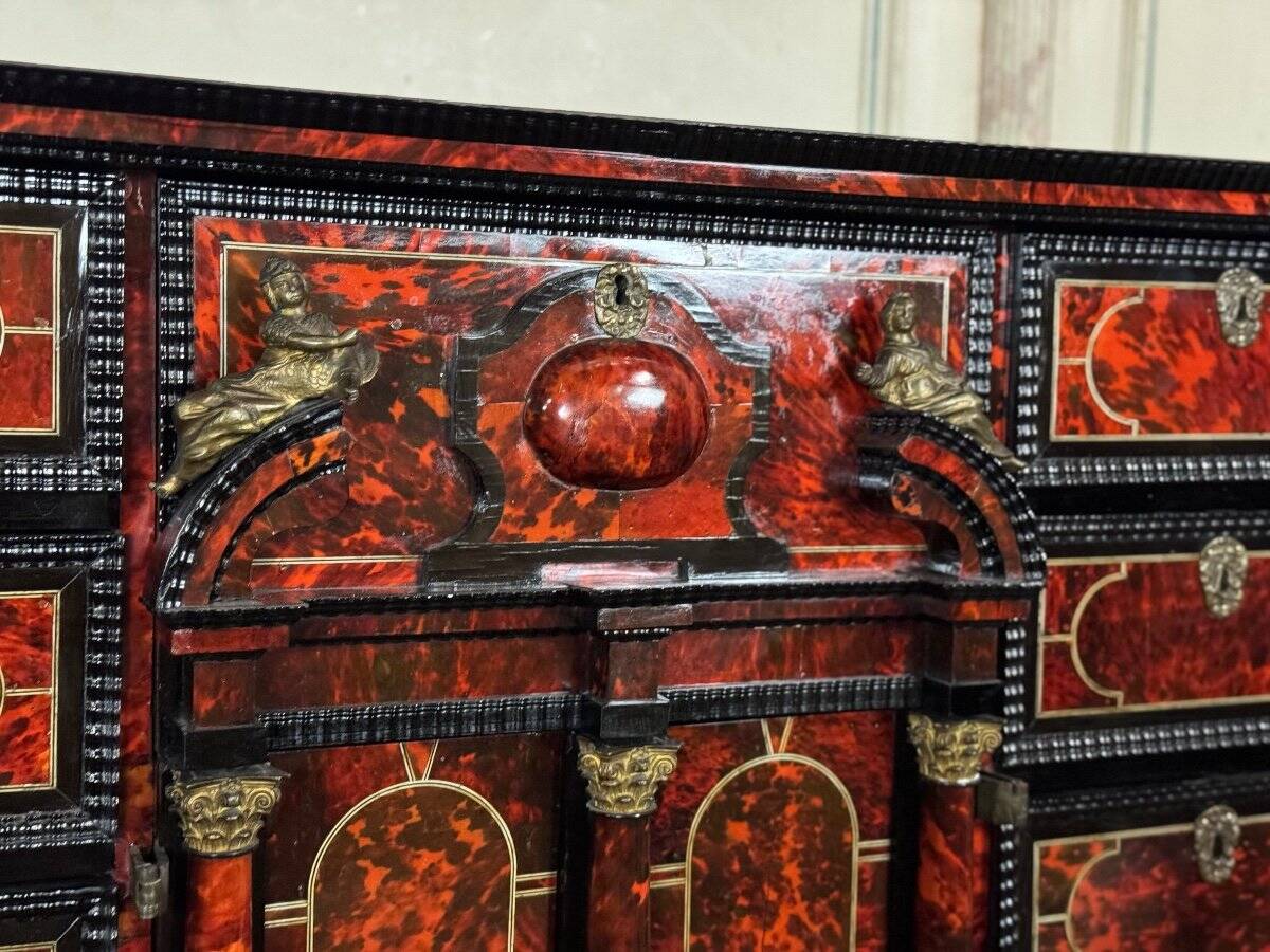 Important Antwerp cabinet in tortoiseshell, ebony and bronze, 17th century