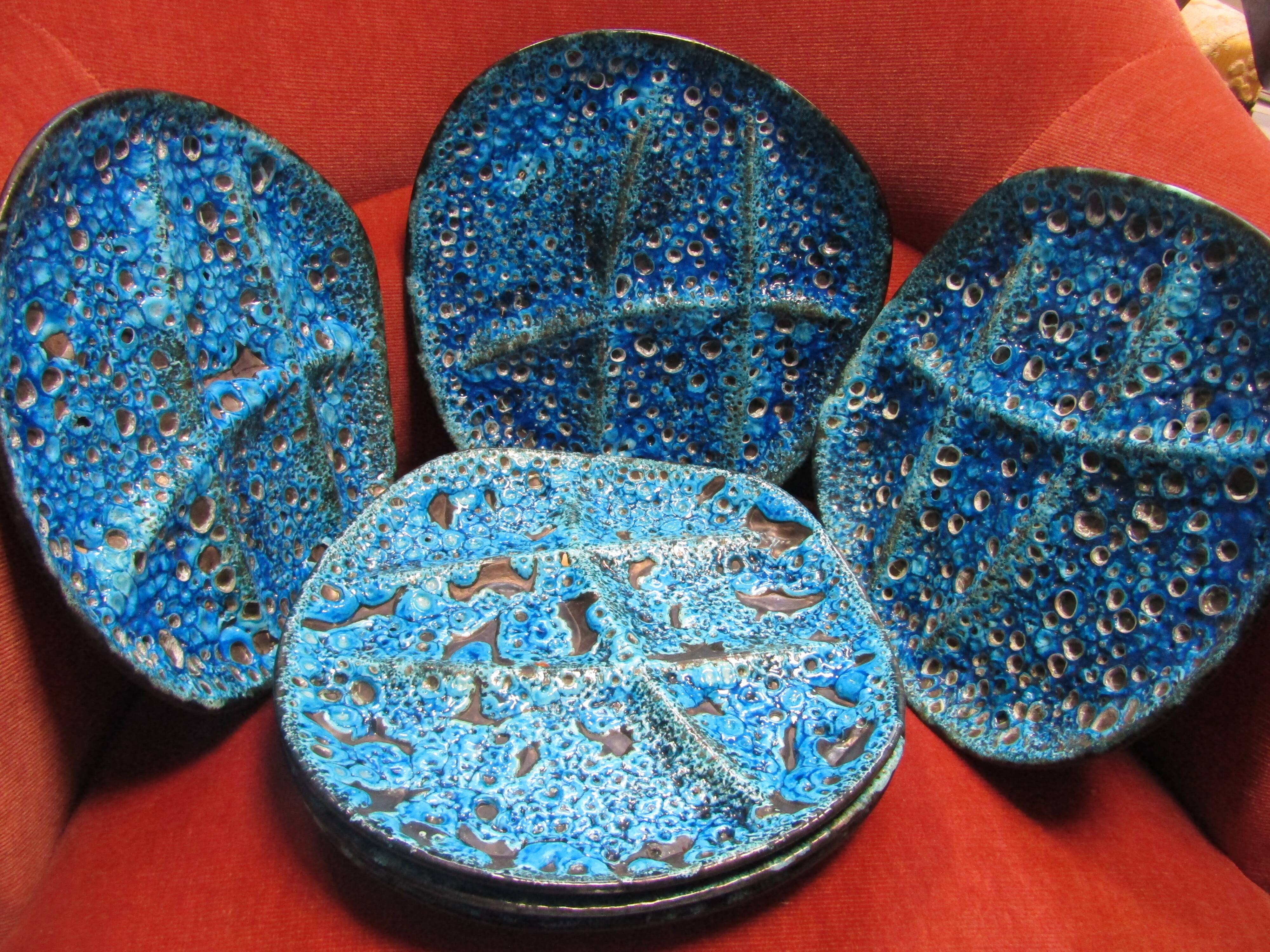 Plates with compartments Emaux de Glaciers