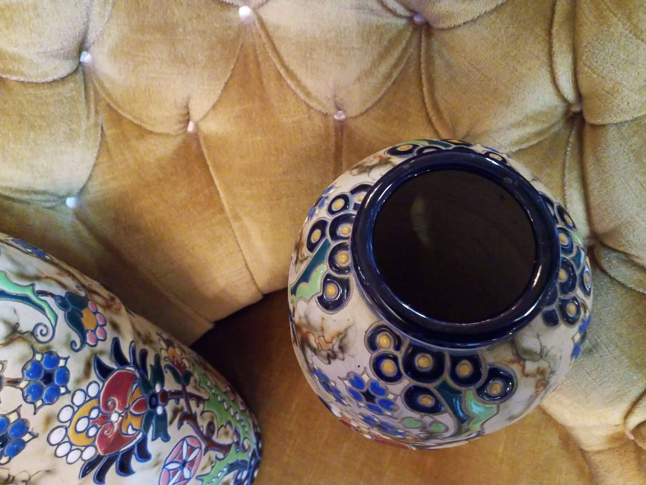 Pair of Chinese vases