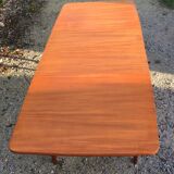 Table de salle à manger en teck scandinave