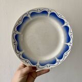 Set of 8 vintage dinner plates