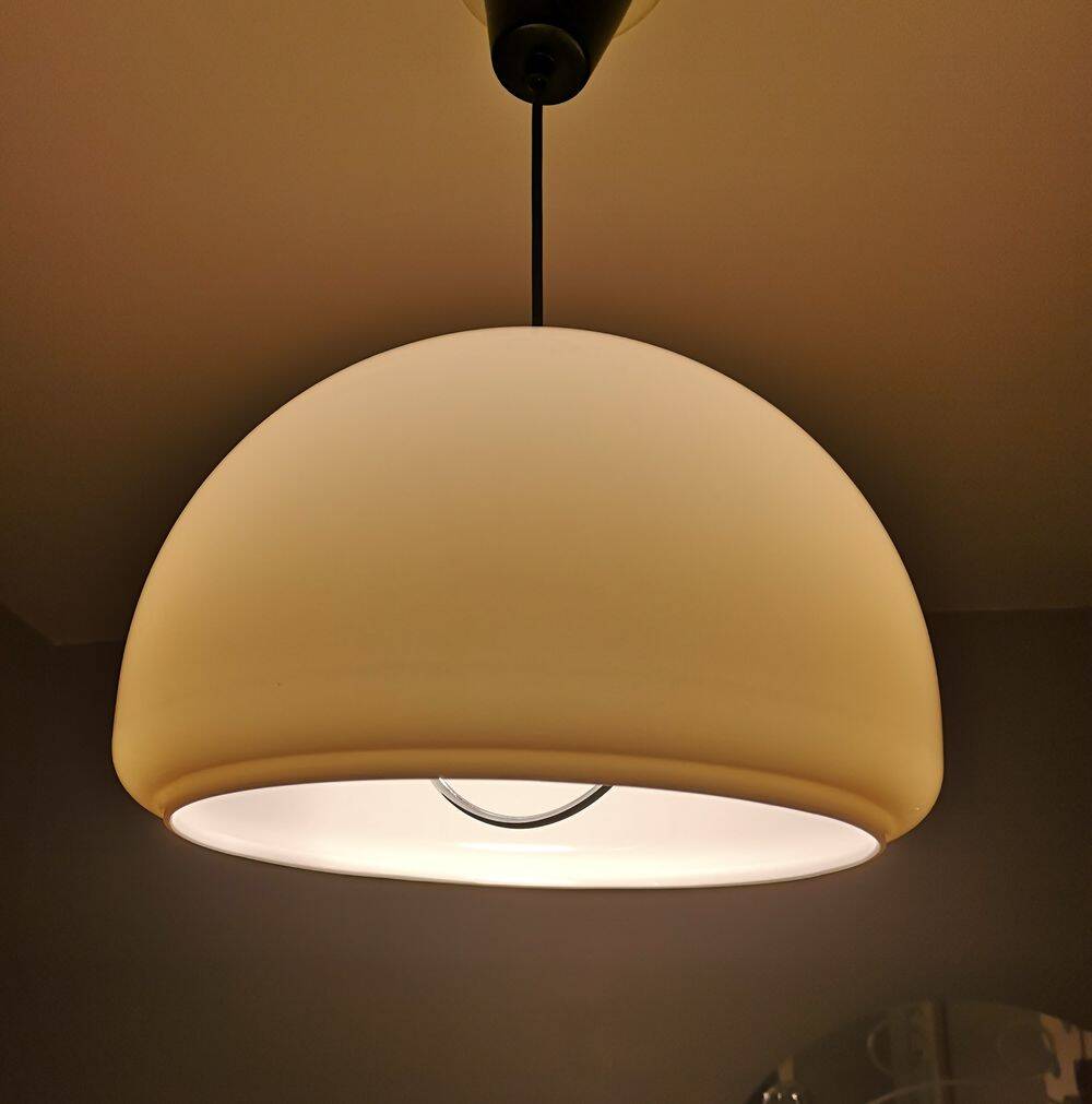 Suspension en polyméthacrylate mushroom - Années 1970