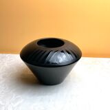 Vase noir style éthnique