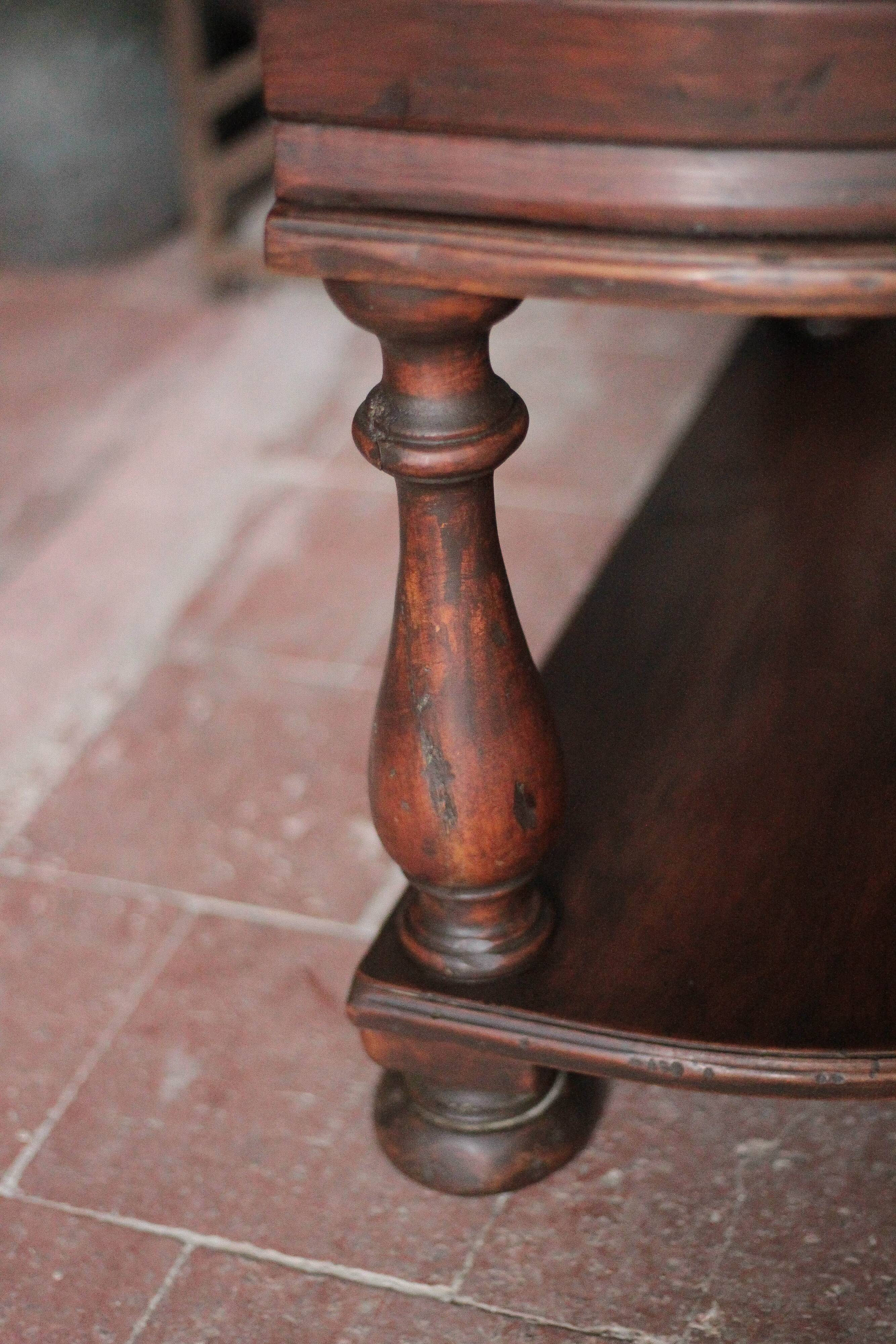 Pair of rounded wooden bedside tables, bedside table, end table.