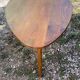 Table basse tripode vintage