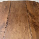 Extendable country table