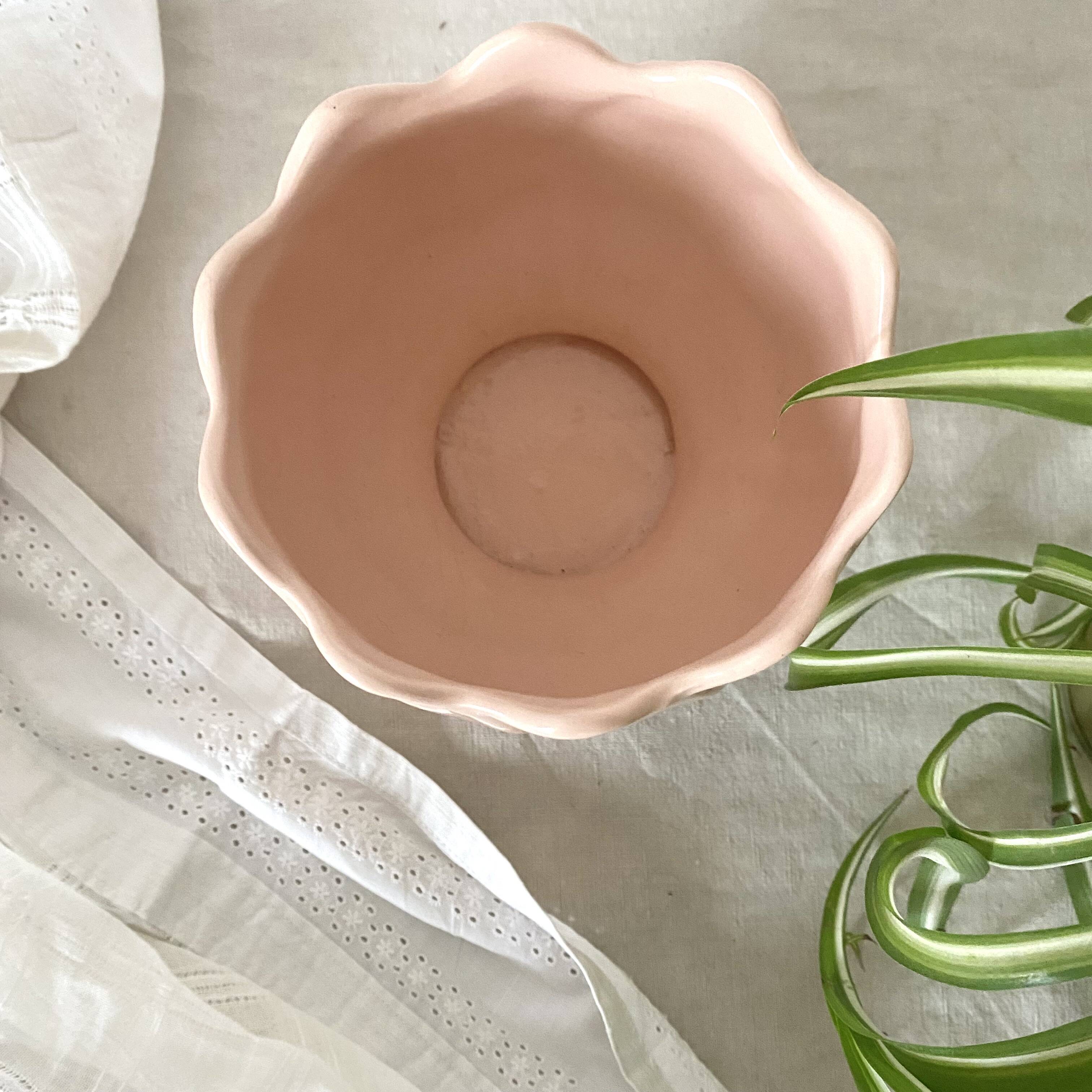 Lotus flower pot cover, 80s