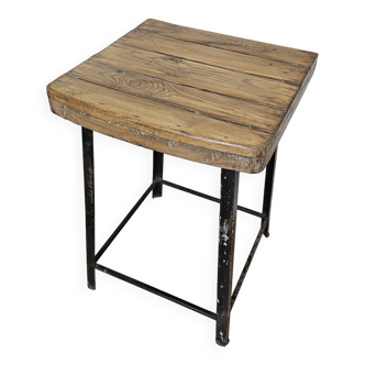 Old workshop stool in wood + wrought iron