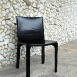 CAB 412 chair in black leather, Mario Bellini design for Cassina