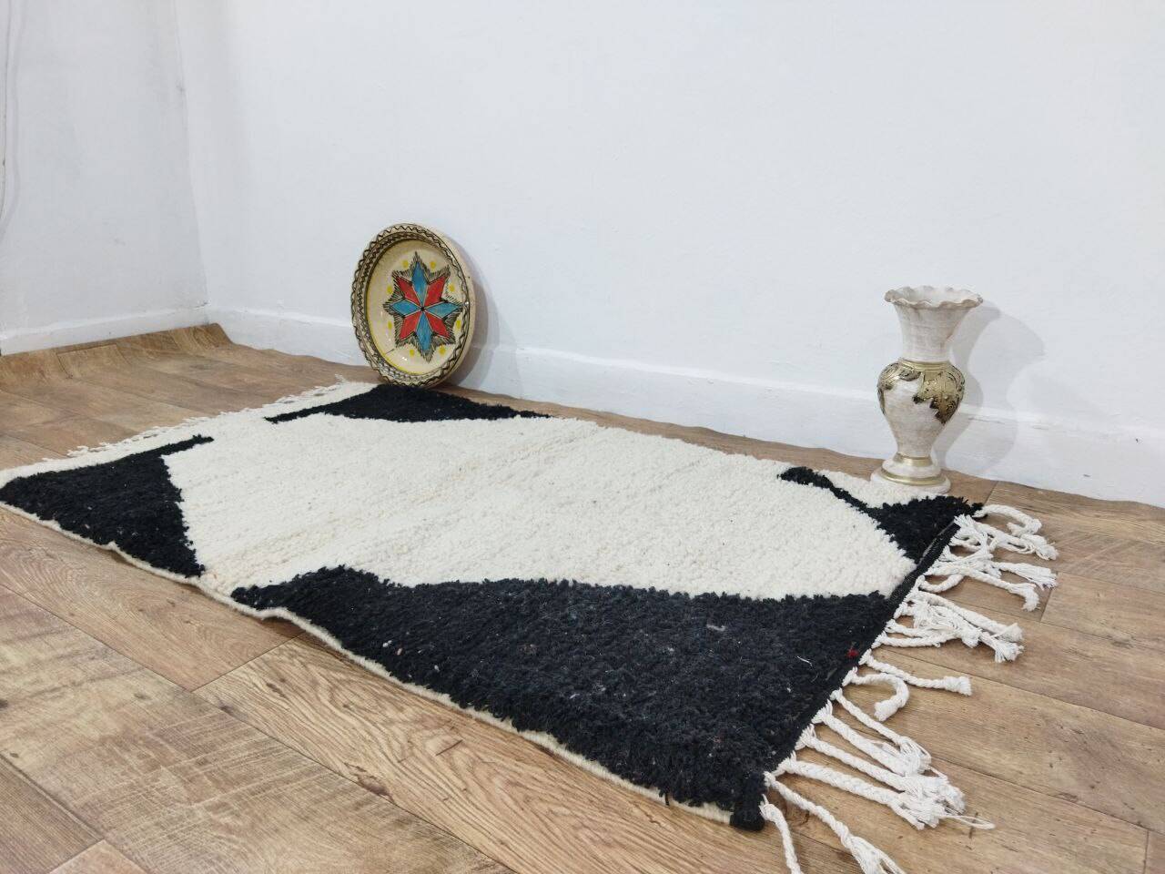 Tapis Berbère Marocain Artisanal 143 X 88 CM