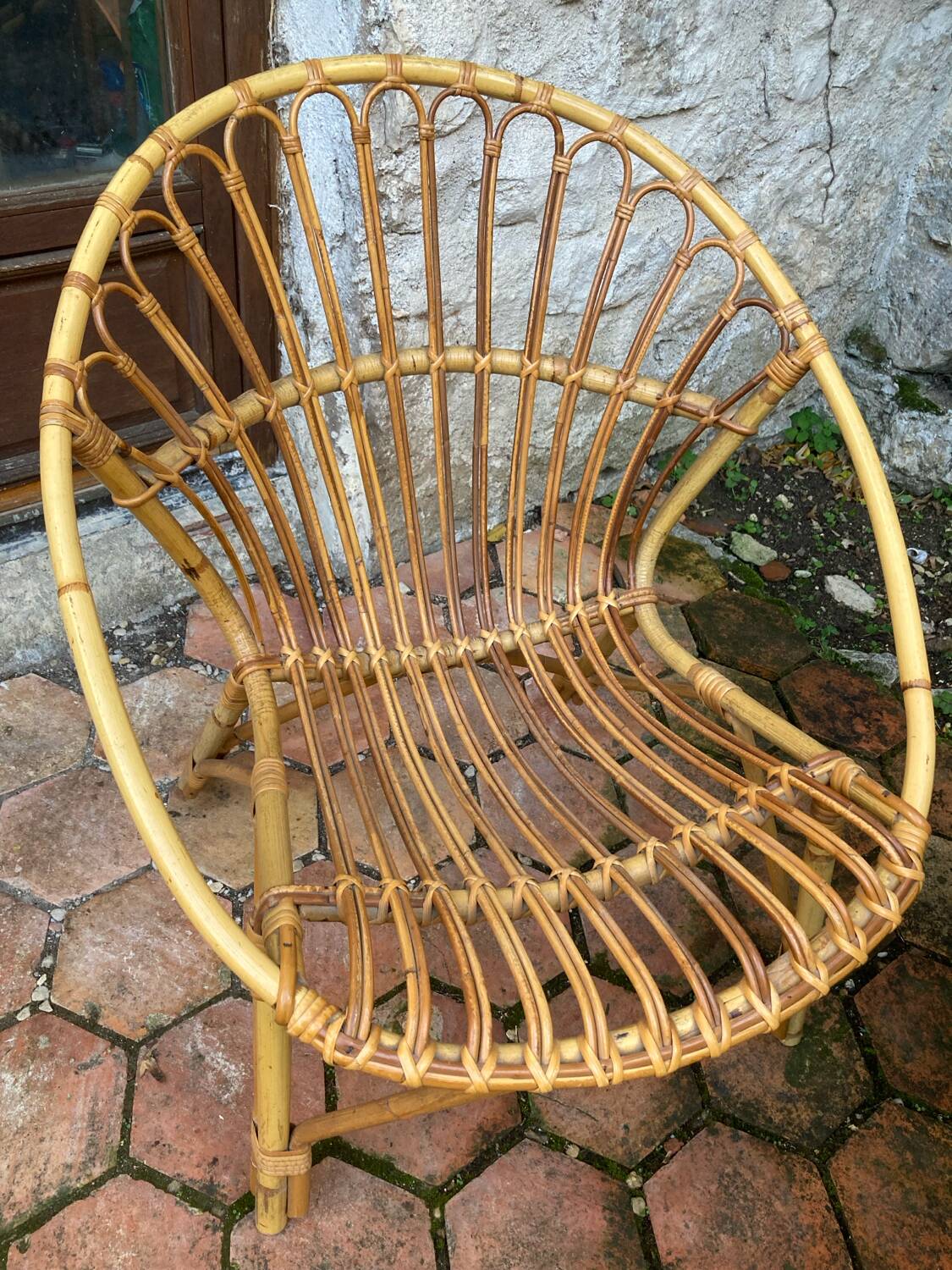 Vintage rattan lounge