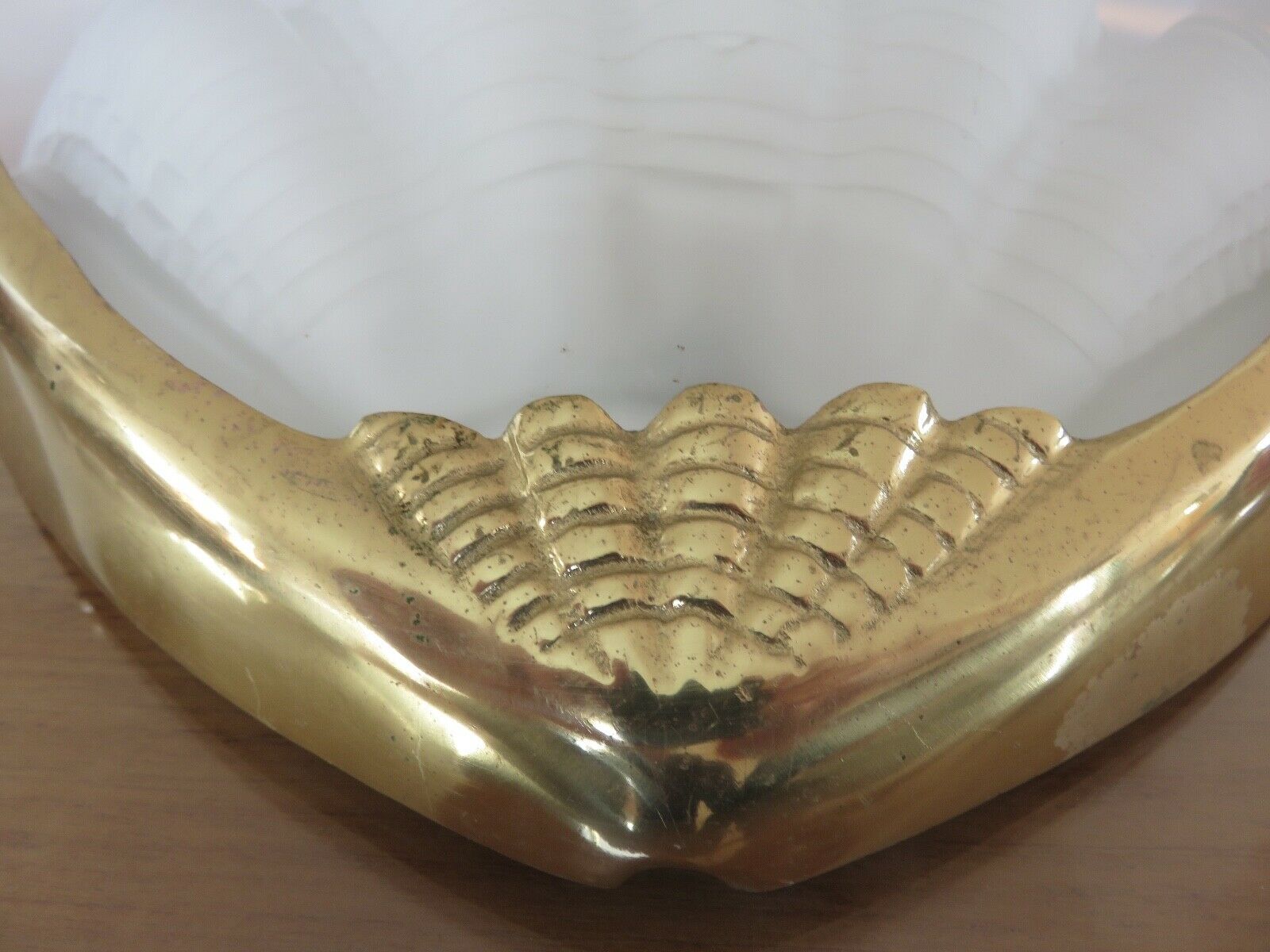 Wall light "shell" art deco brass and frosted glass 70s