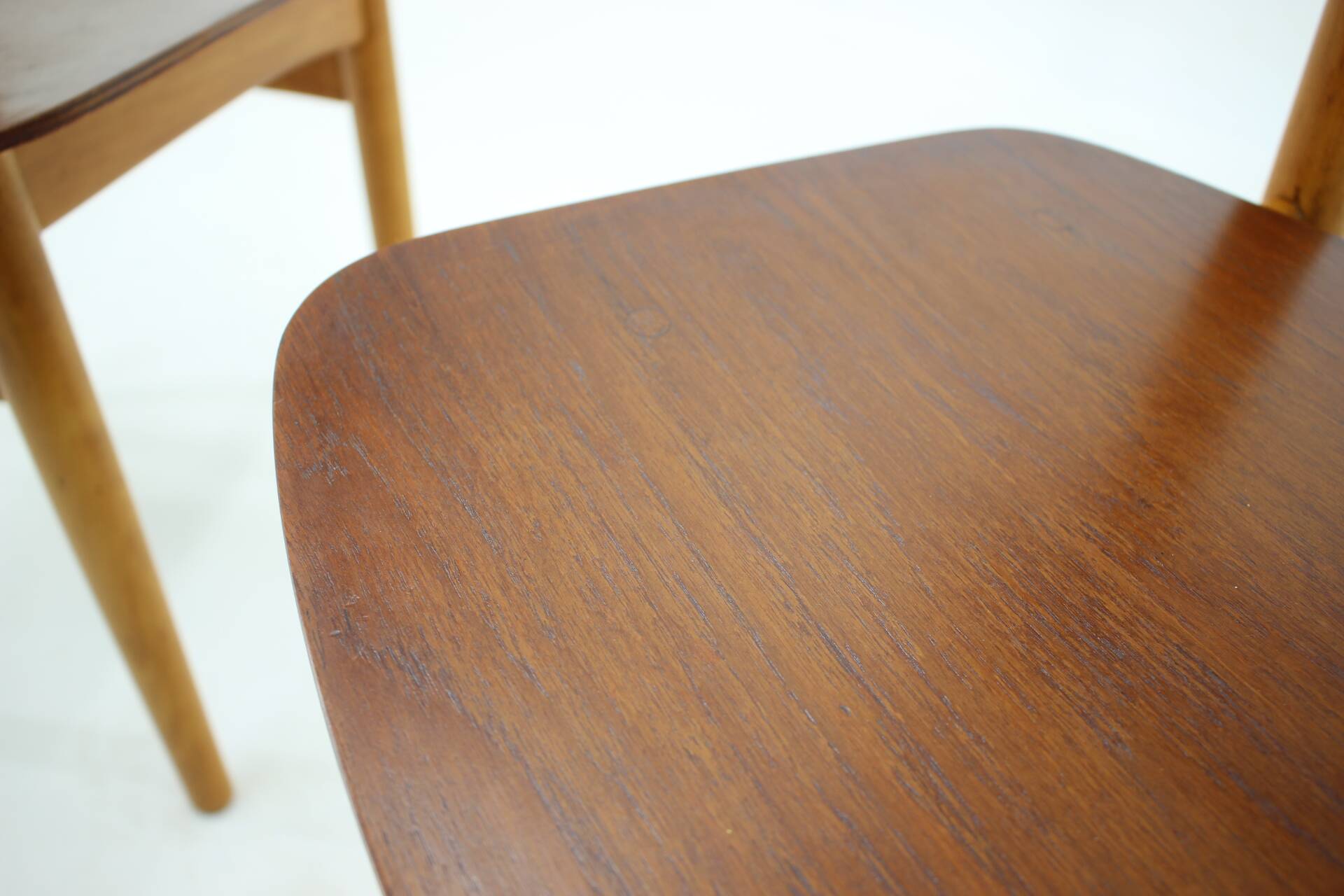 1960s Set of 6 Børge Mogensen Model 122 Oak and Teak Dining Chairs for Søborg Møbelfabric, Denmark