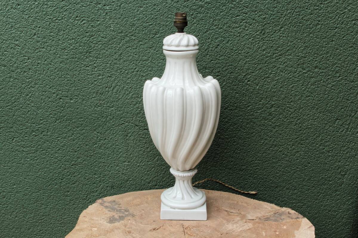 Baluster lamp base in Paris porcelain