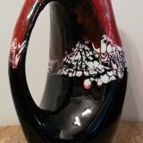 Vase à anse en céramique signé Vallauris