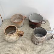 4 tasses en grès