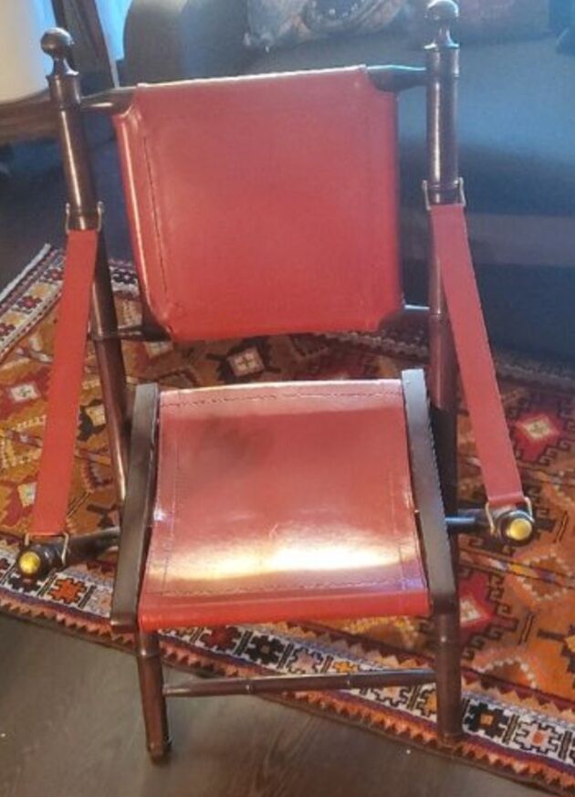 Officer's chair