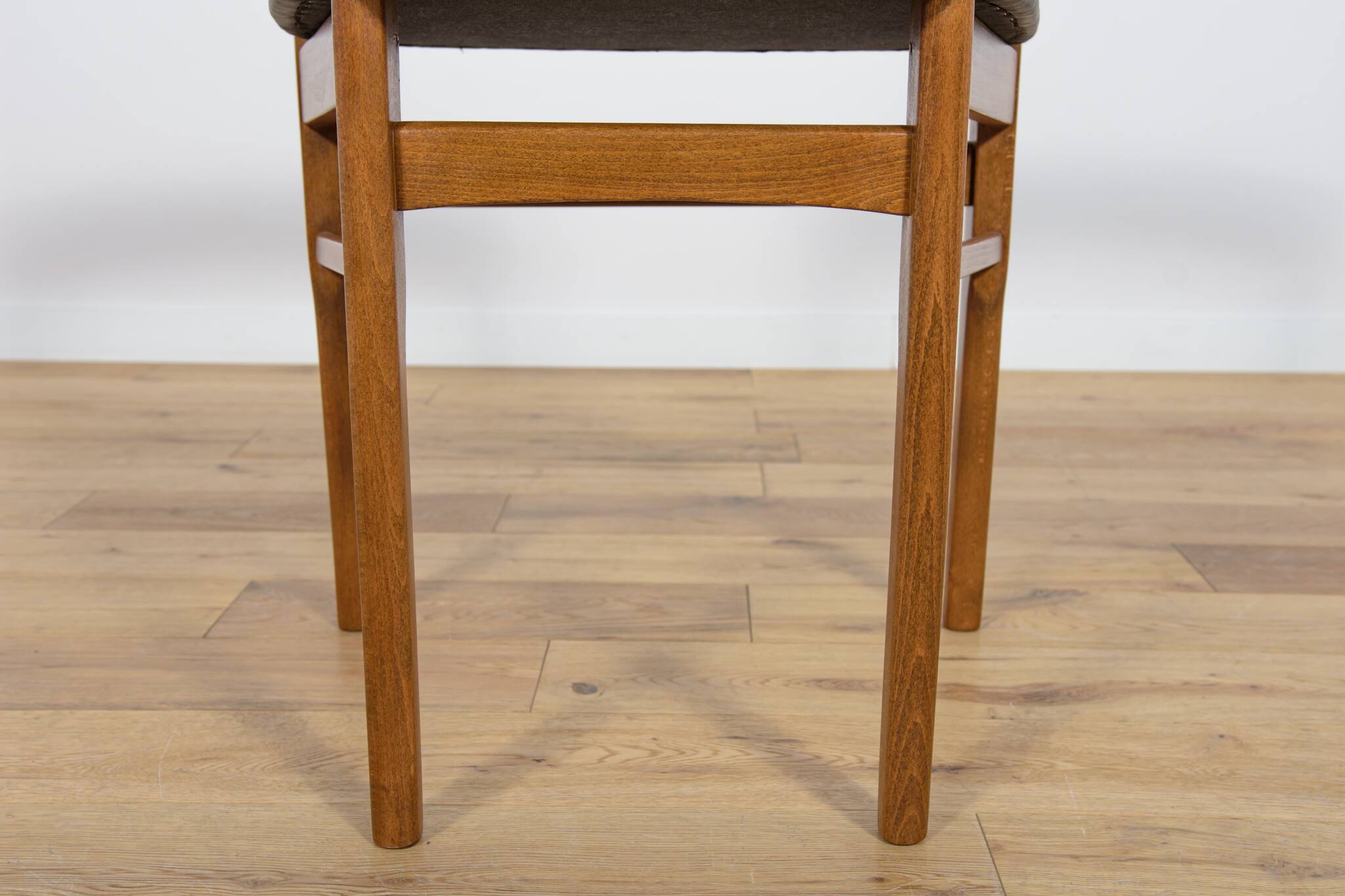 Mid century round extendable dining table and chairs from mcintosh, 1960s, set of 5