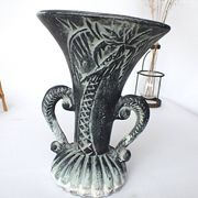 Vase balustre décoré de palmiers style années 1950