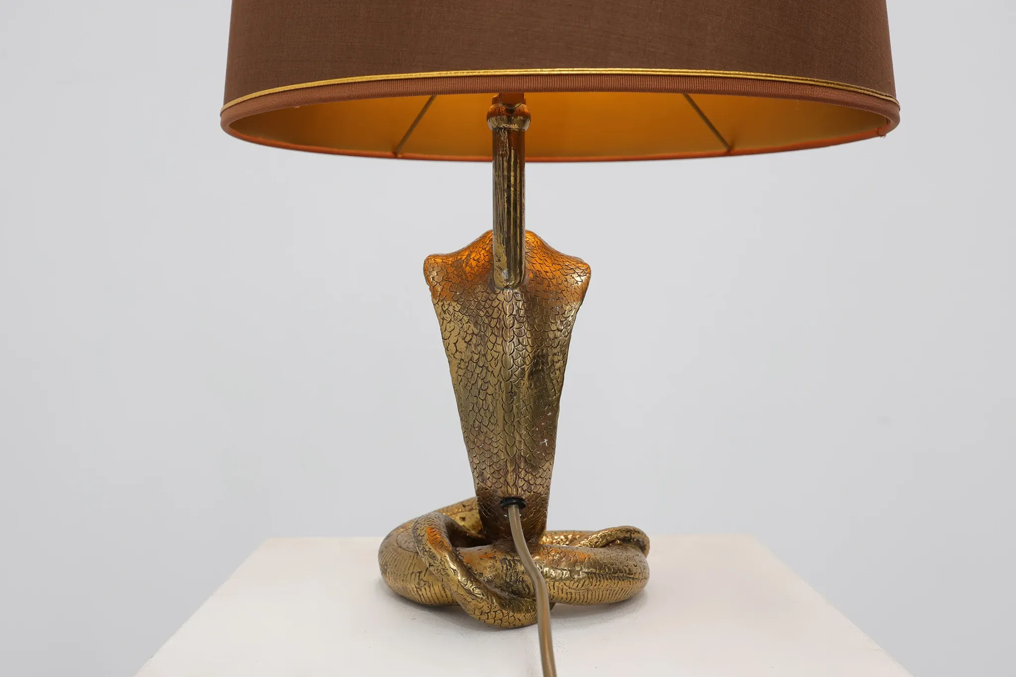 Hollywood Regency Brass Cobra Table Lamp with Brown Shade, France, 1970s