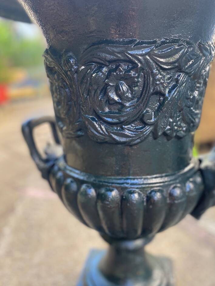 Médicis vases 20th century