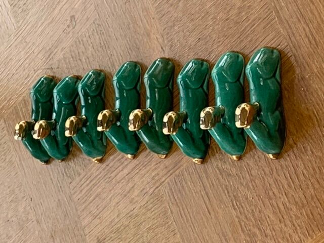 8 knife-wielding gazelles dabbling in green enamelled ceramic and vintage gold 1950