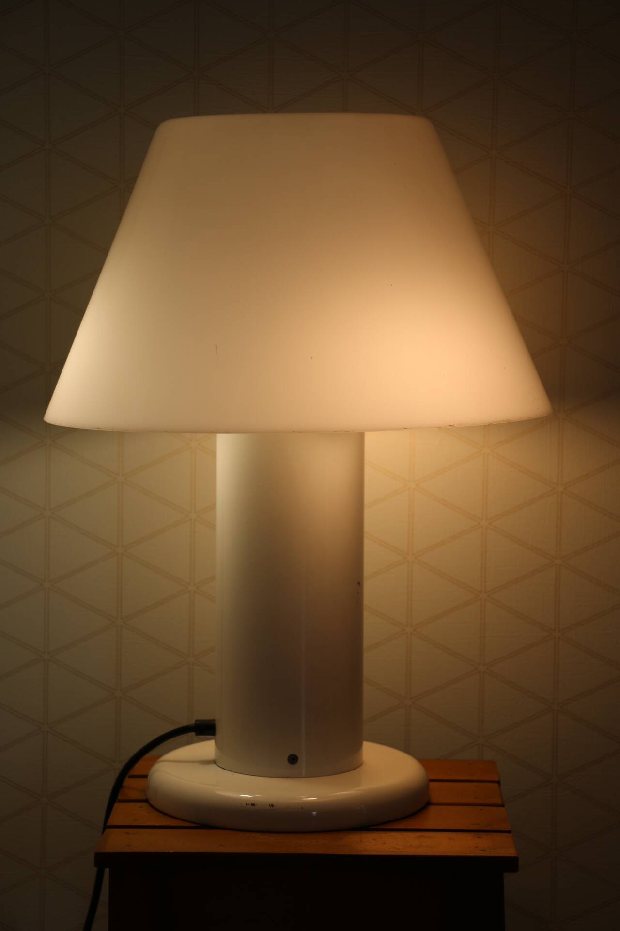 Guzzini living room lamp