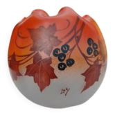 Vase boule en pâte de verre de Legras école de Nancy