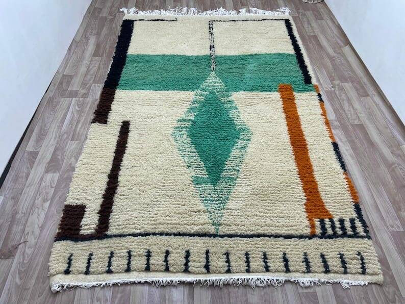 Tapis berbère fait main traditionnelle taille 140 x 260 cm
