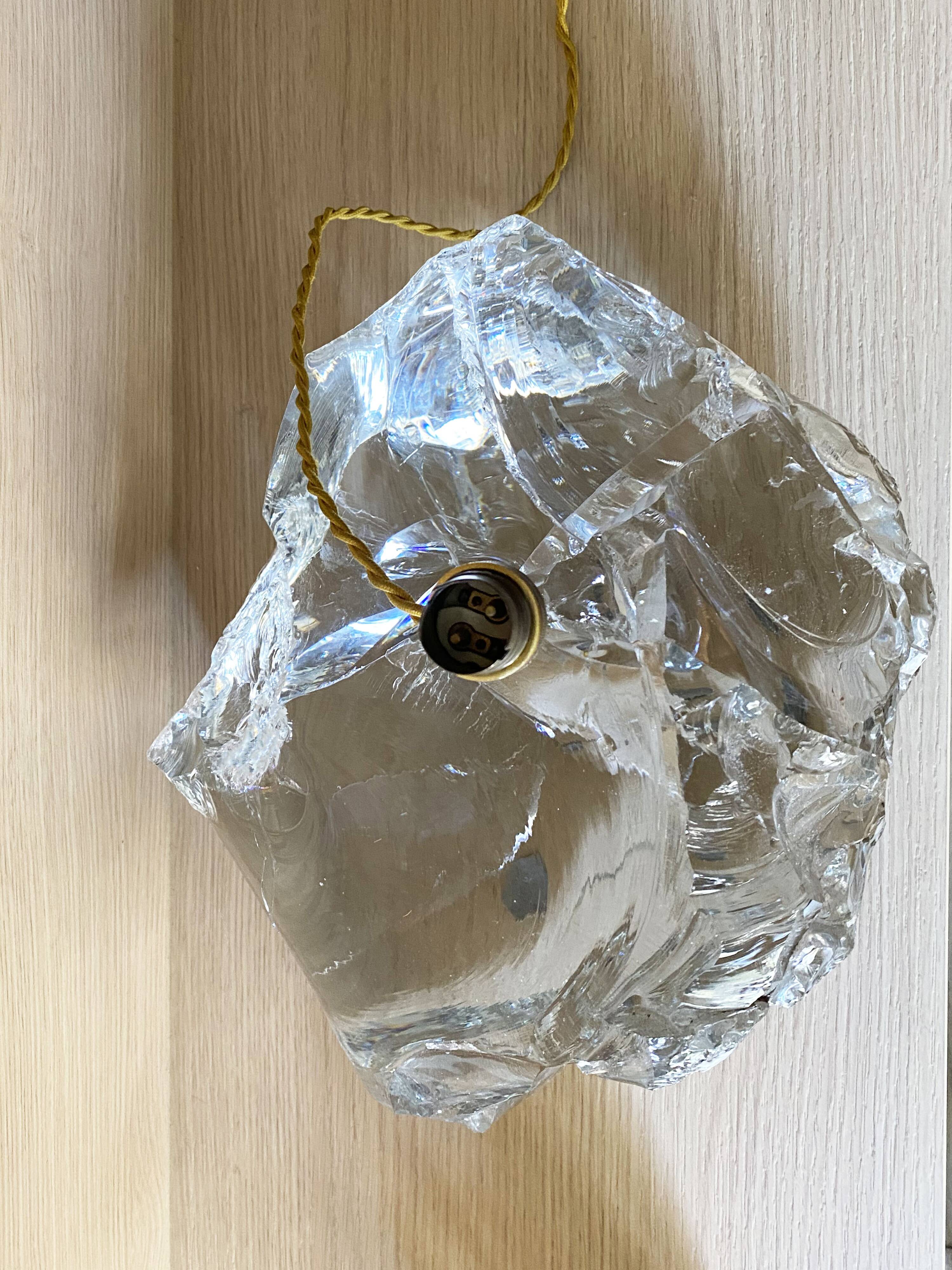 Art Deco lamp in crystal block, in the style of Jean-Michel Frank, 1930.