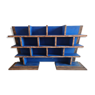 Etagère trapézoïdale à casiers art déco bois massif