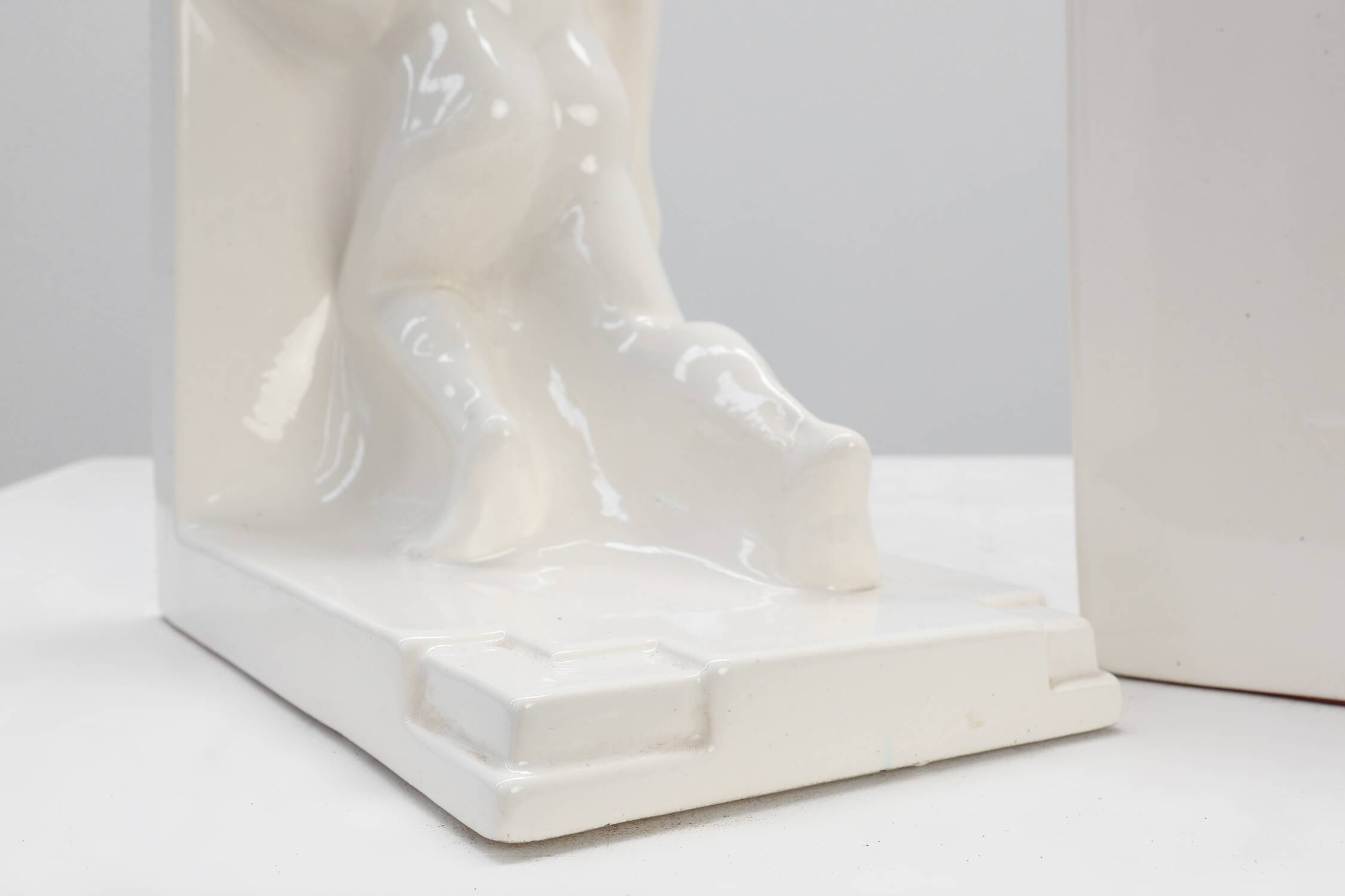 Pair Ceramic bookends by Godofridus Boonekamp for Plateelbakkerij Schoonhov