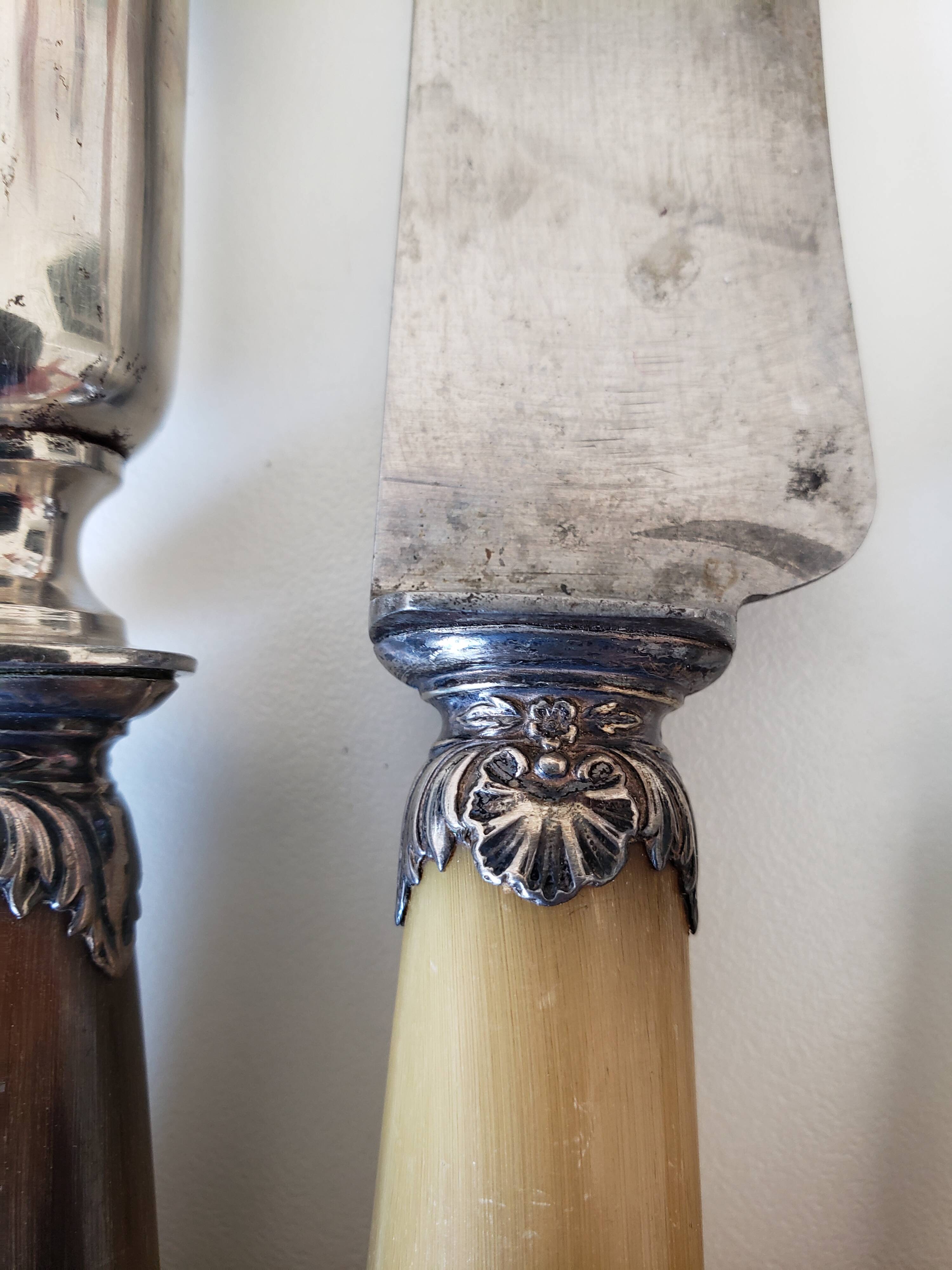 Leg of lamb service and salad cutlery