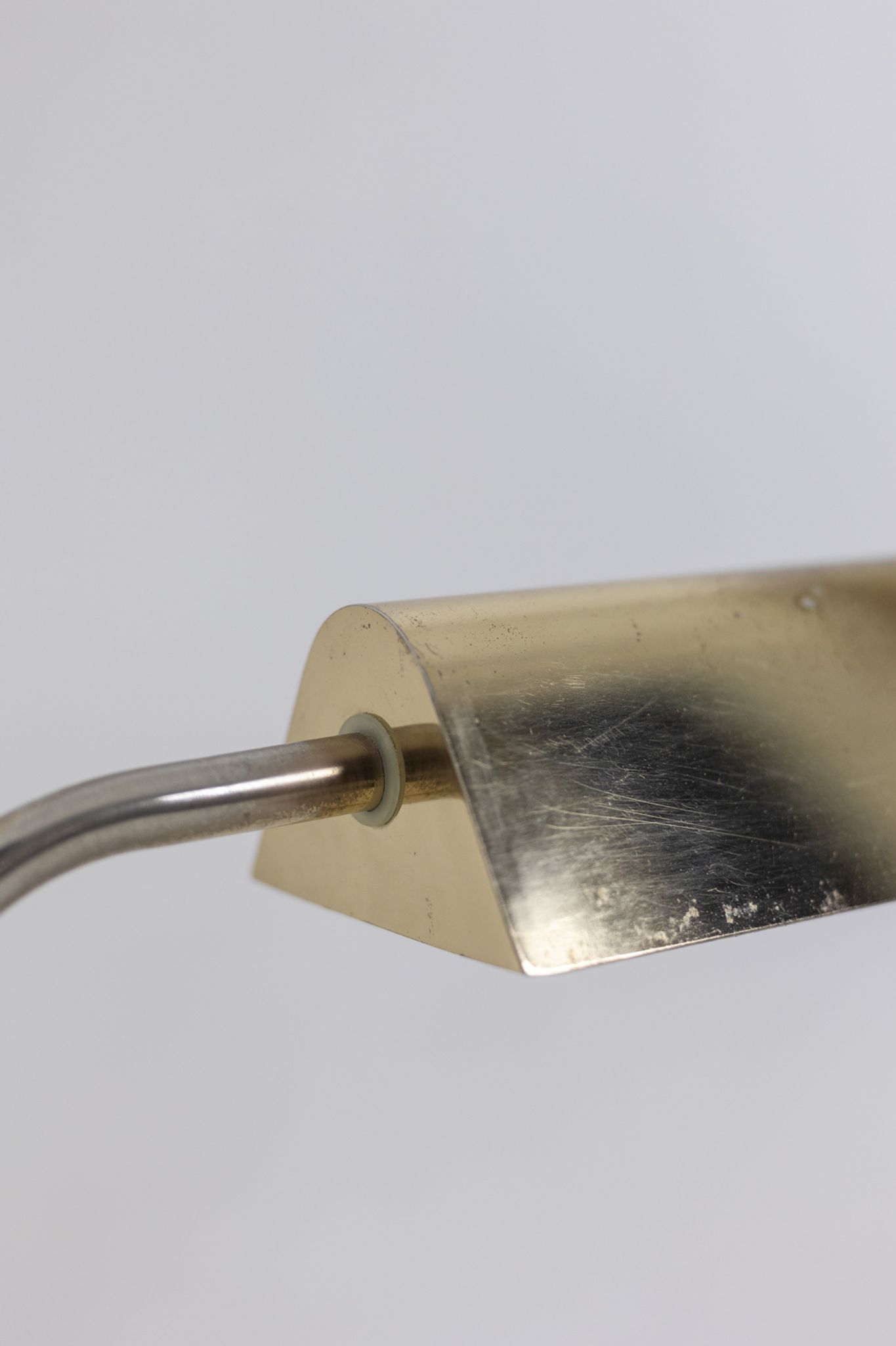 Lampe de bibliothèque en laiton doré, années 1970