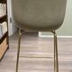Chaises hautes Gubi velours vert clair