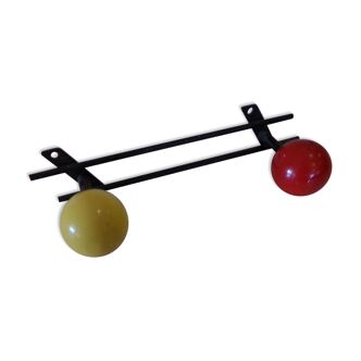 Coatrack 2 balls