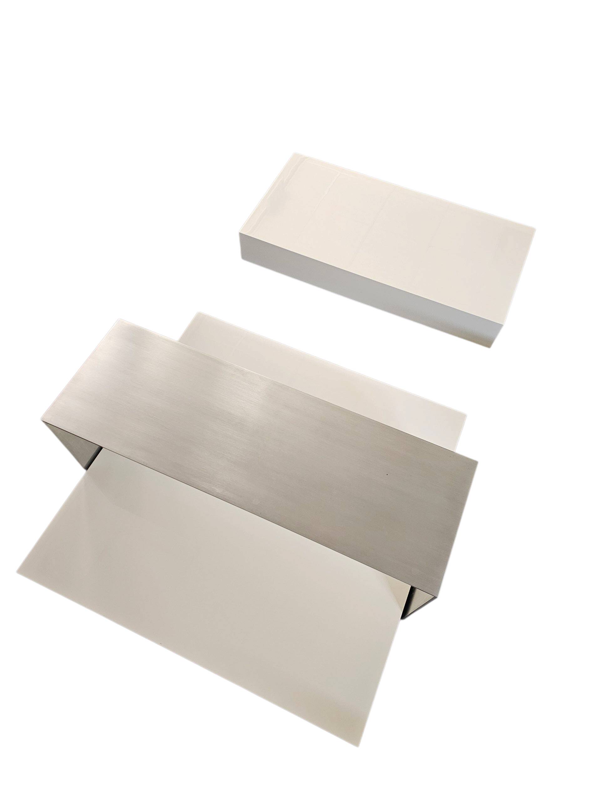 Minimalism / Coffee table / Model 261 Note / Piero Lissoni / Cassina / 2001
