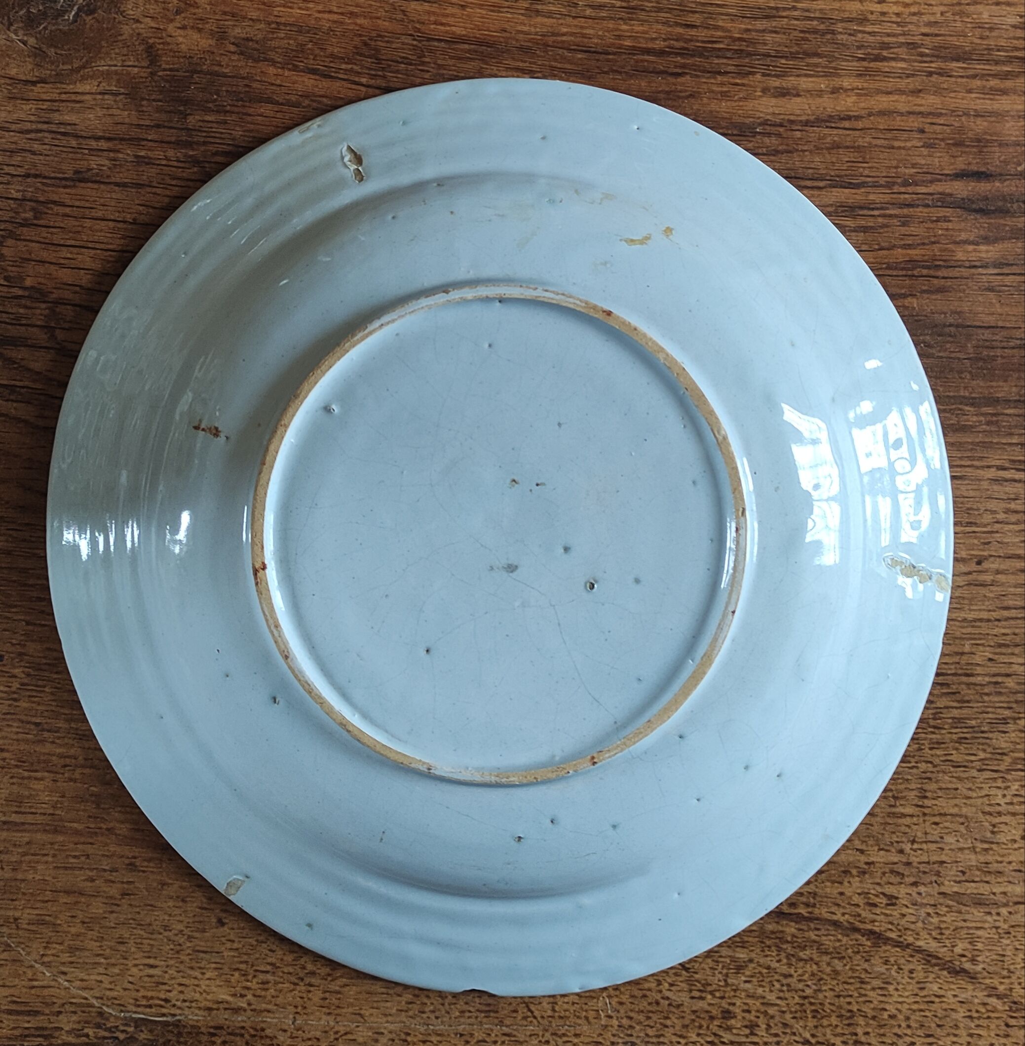 Old Delft dish 17th century Chinese decoration